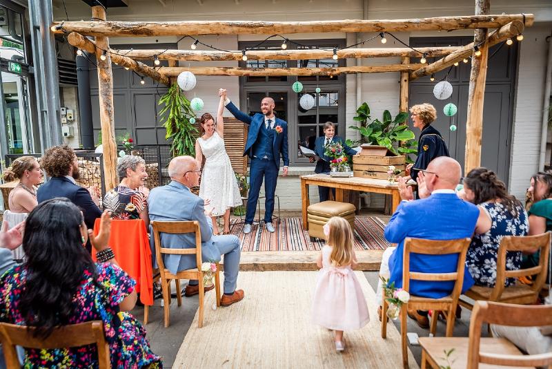 2_ja-ik-wil-een-trouwambtenaar_ceremonie