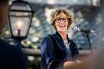 1_ja-ik-wil-een-trouwambtenaar_zelfstandig-babs